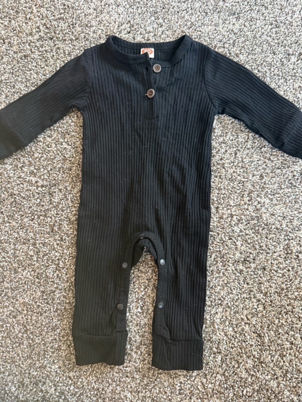 NWOT Baby Boy Gender Neutral Black Ribbed Button-Front Romper Size 60 3-6 Months